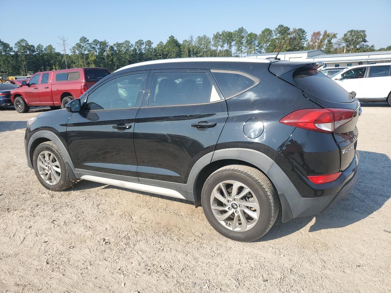 2017 Hyundai Tucson - Image 2