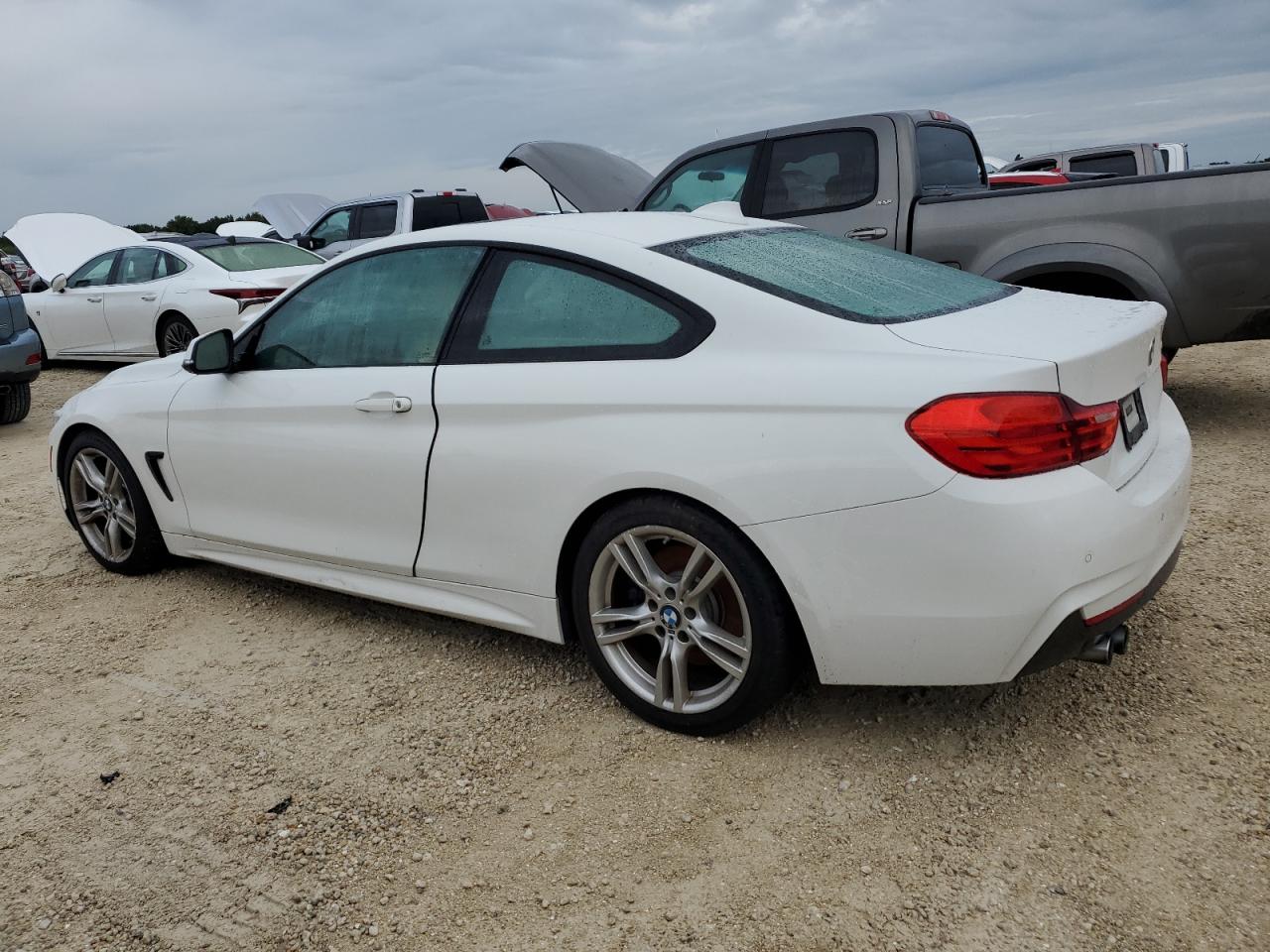 VIN WBA4R7C50HK876667 2017 BMW 4 SERIES no.2