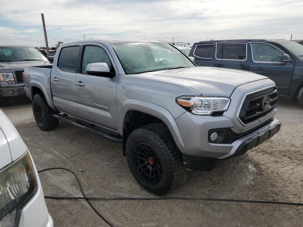 2021 Toyota Tacoma - Image 4