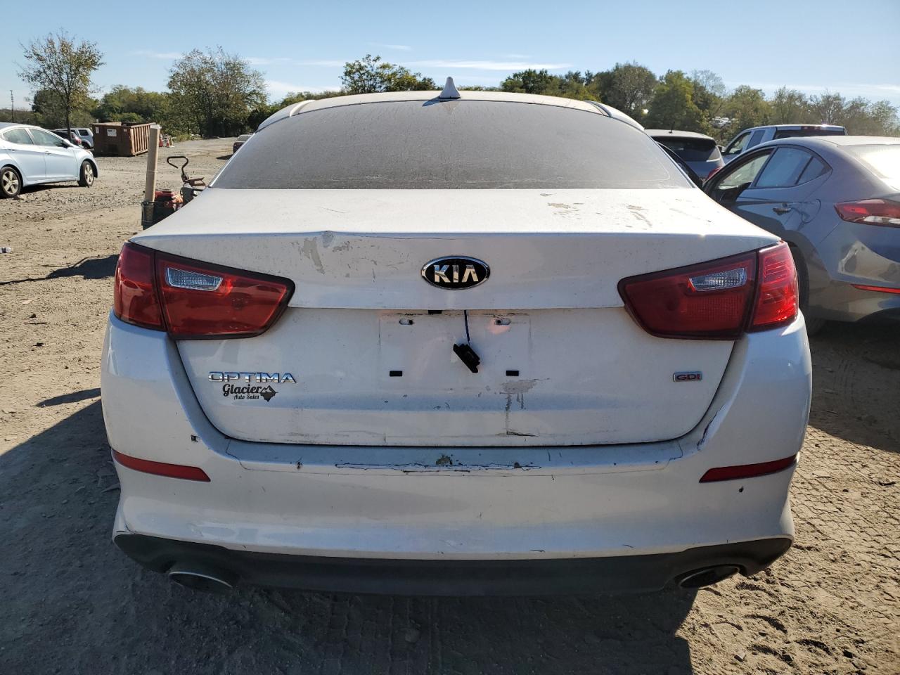 KNAGM4A7XF5556329 2015 Kia Optima Lx