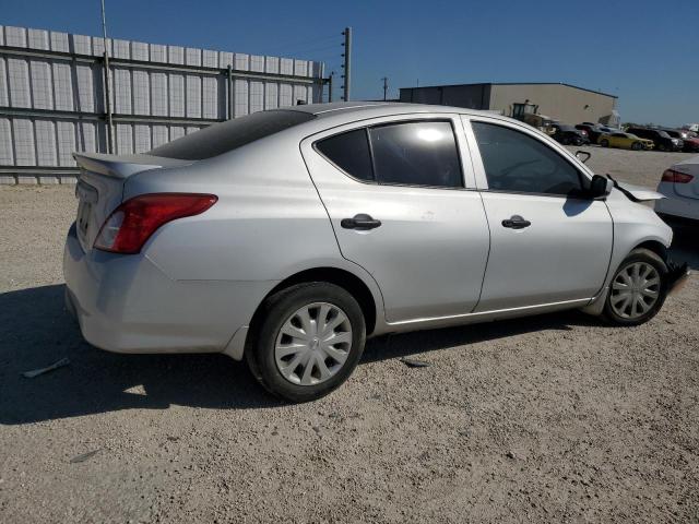  NISSAN VERSA 2017 Сріблястий