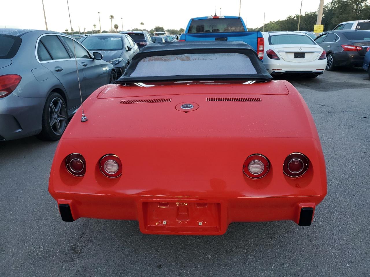 1975 Chevrolet Corvette VIN: 1Z67J5S404163 Lot: 74147004