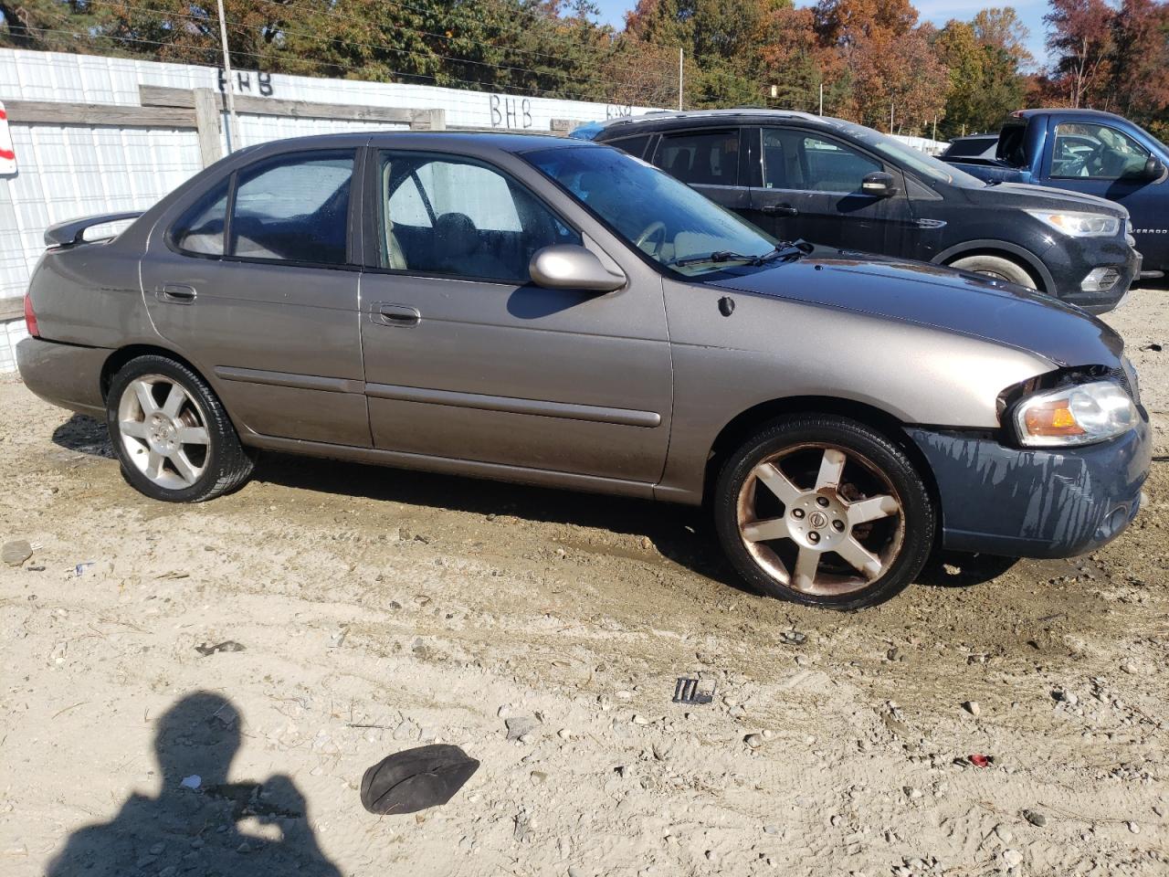 2004 Nissan Sentra - Image 4