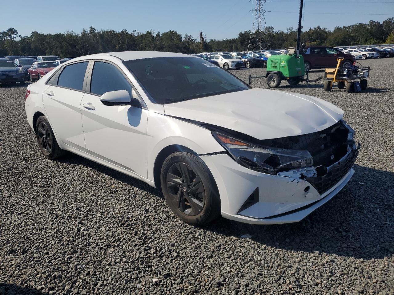 KMHLM4AJ6NU027599 2022 Hyundai Elantra Blue