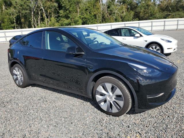 7SAYGDEE0PA181512 Tesla Model Y  4