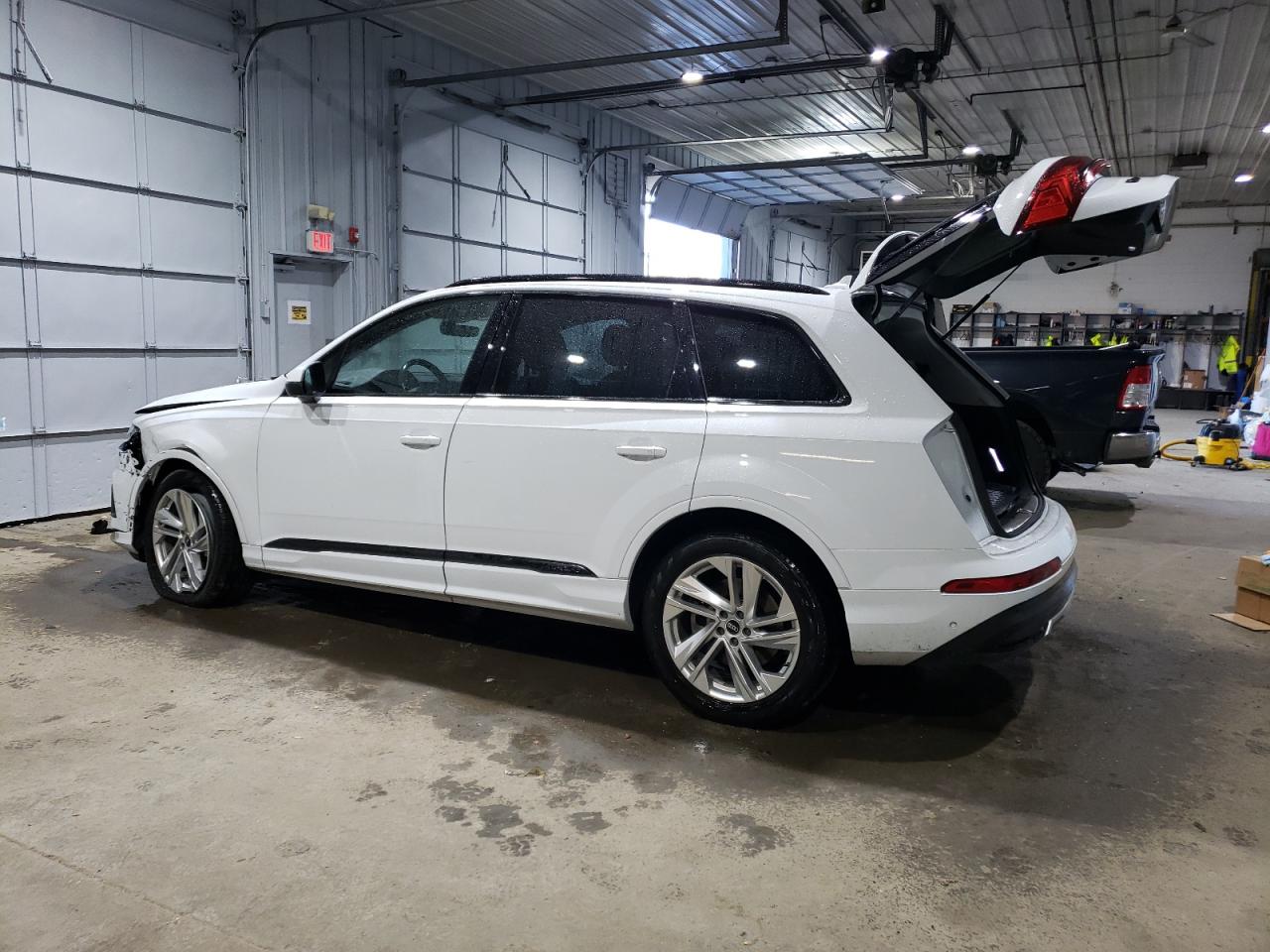 VIN WA1LXAF79MD039973 2021 AUDI Q7 no.2