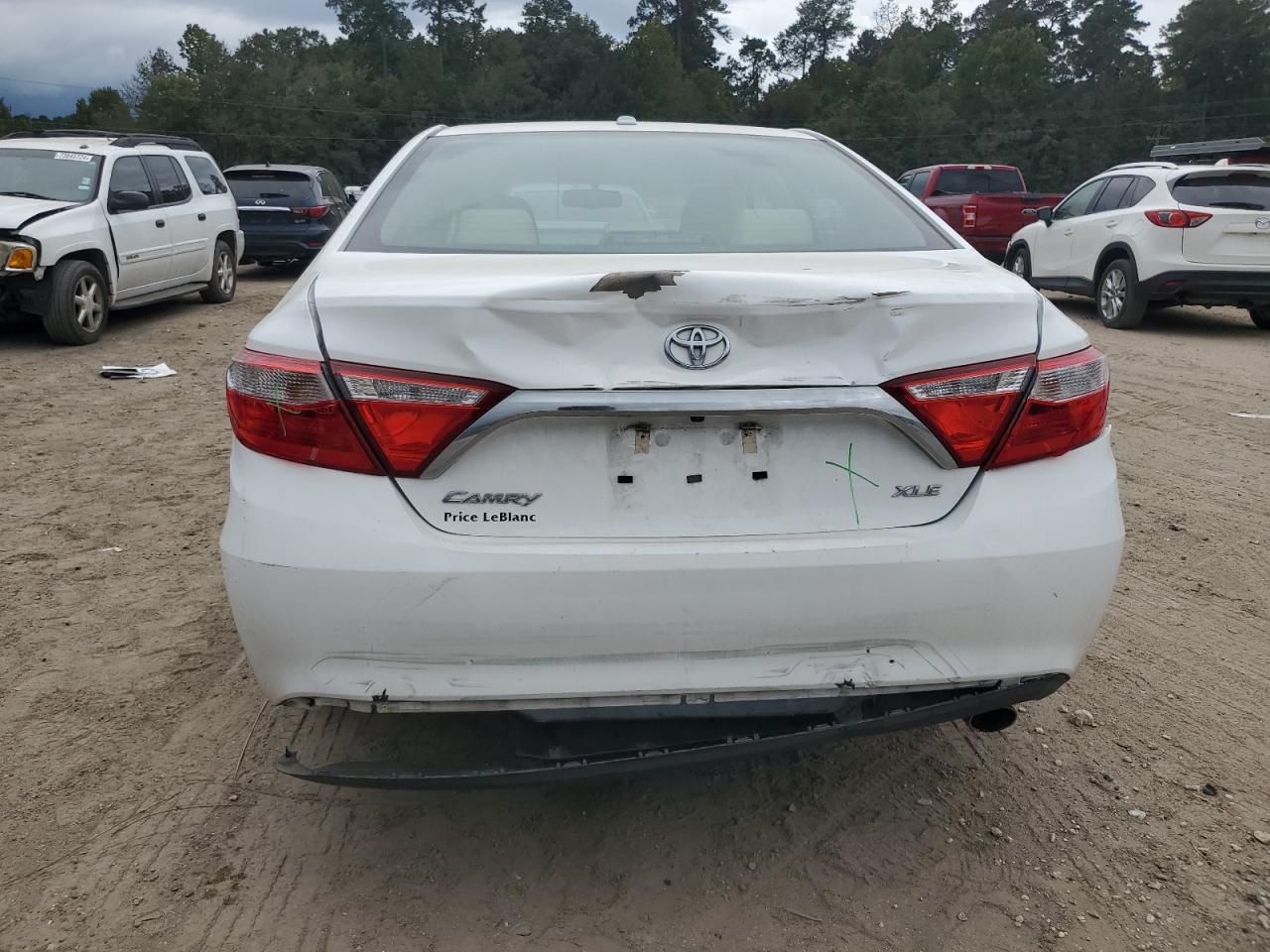 4T1BF1FK4FU892868 2015 Toyota Camry Le