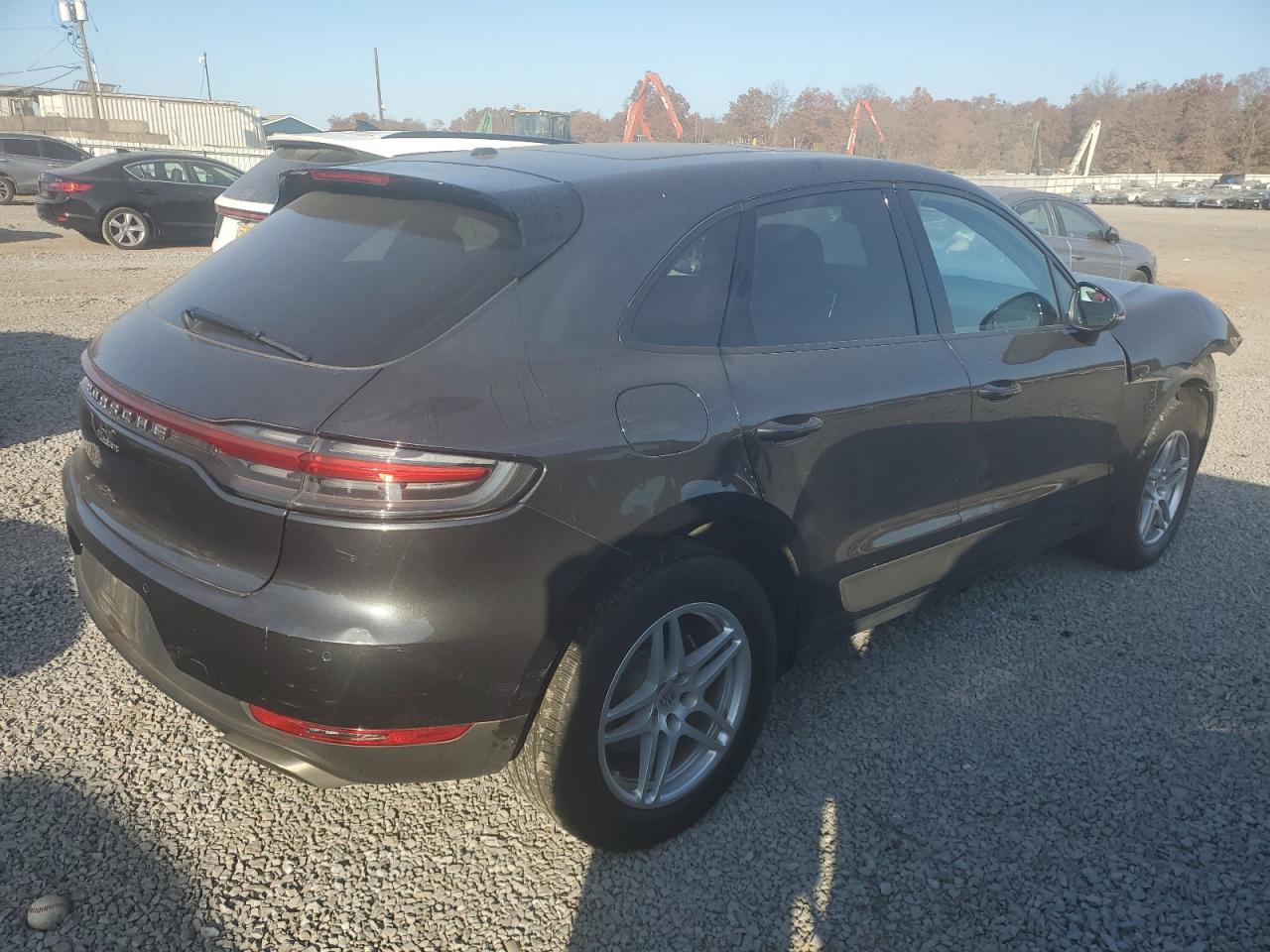2020 Porsche Macan - Image 3