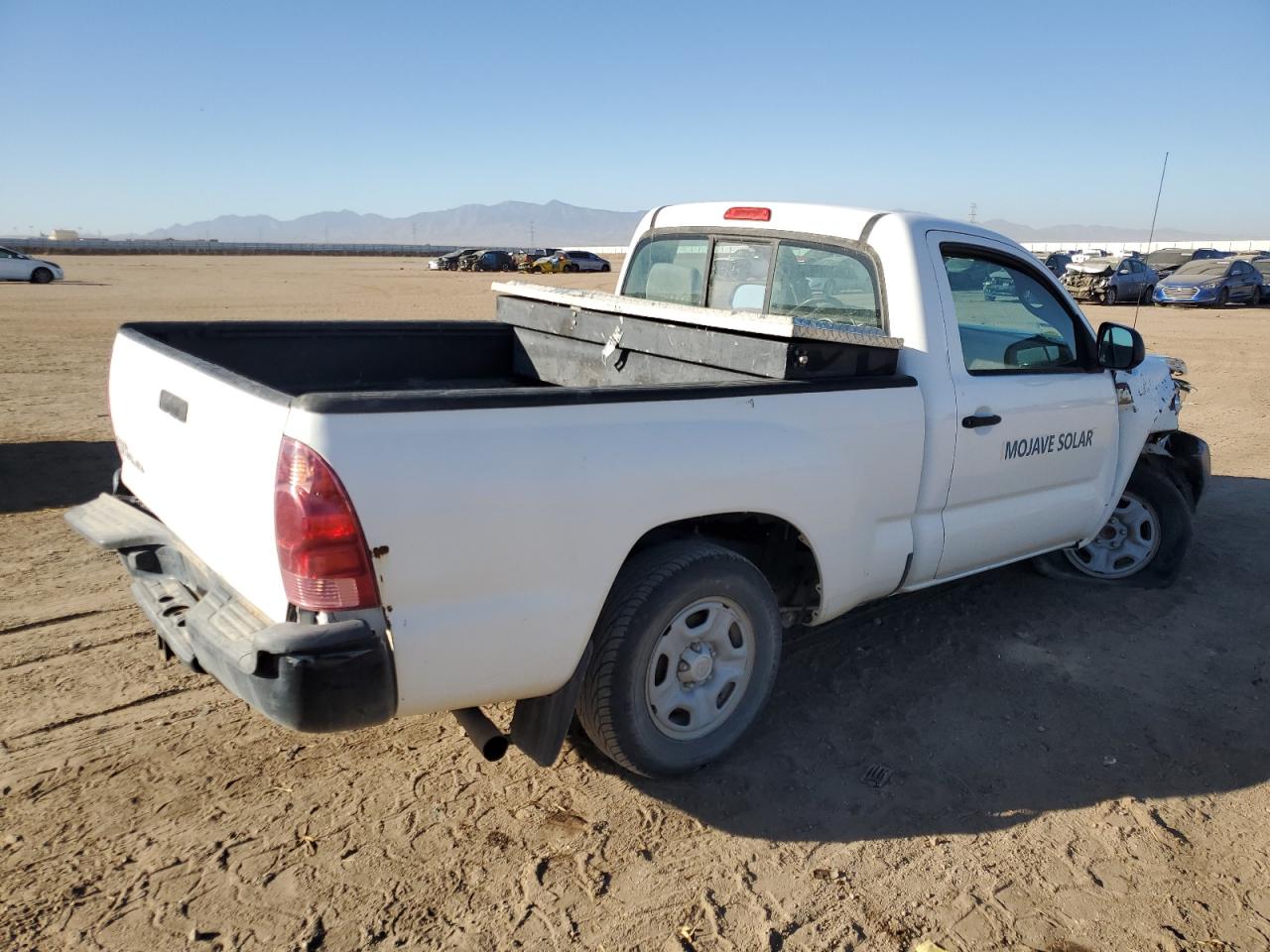 2014 Toyota Tacoma - Image 3