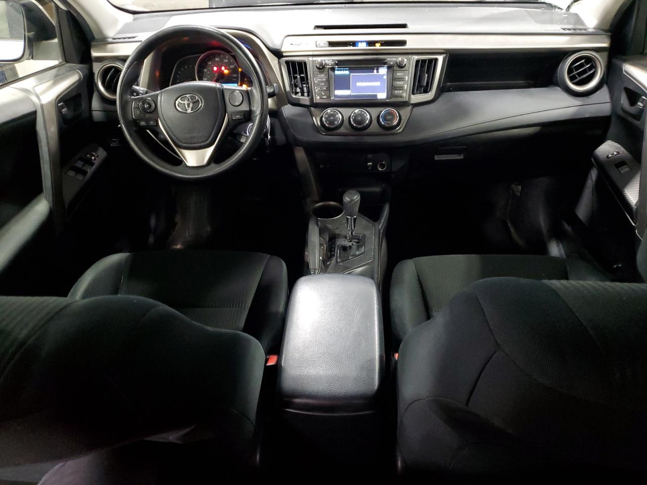 2015 Toyota RAV 4 - Image 8