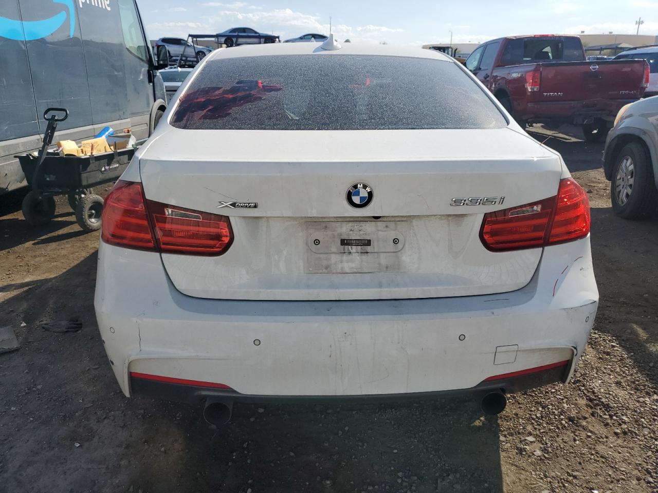 WBA3B9C56DJ437386 2013 BMW 335 Xi