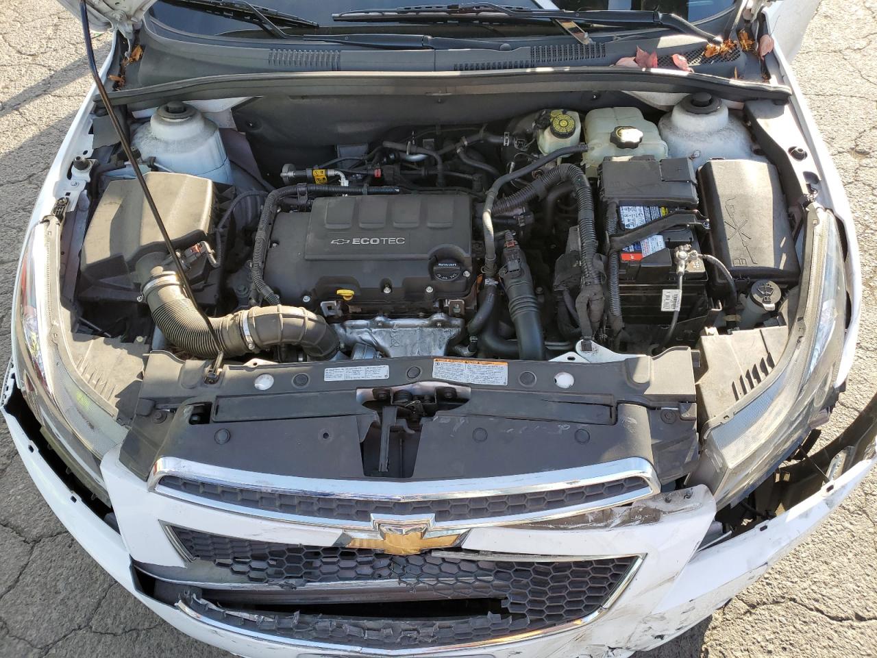 2014 Chevrolet Cruze - Image 12