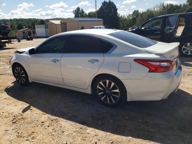  NISSAN ALTIMA 2017 White