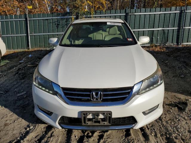 Sedans HONDA ACCORD 2013 White