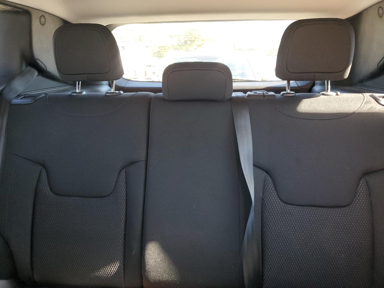 2018 Jeep Renegade Latitude VIN: ZACCJABB0JPG89581 Lot: 77430094