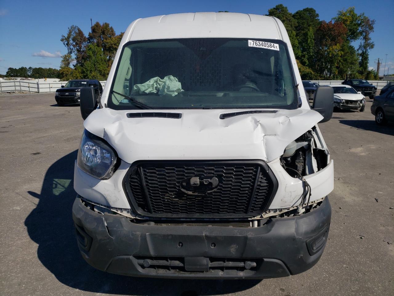 VIN 1FTBR1C83NKA20924 2022 FORD TRANSIT no.5