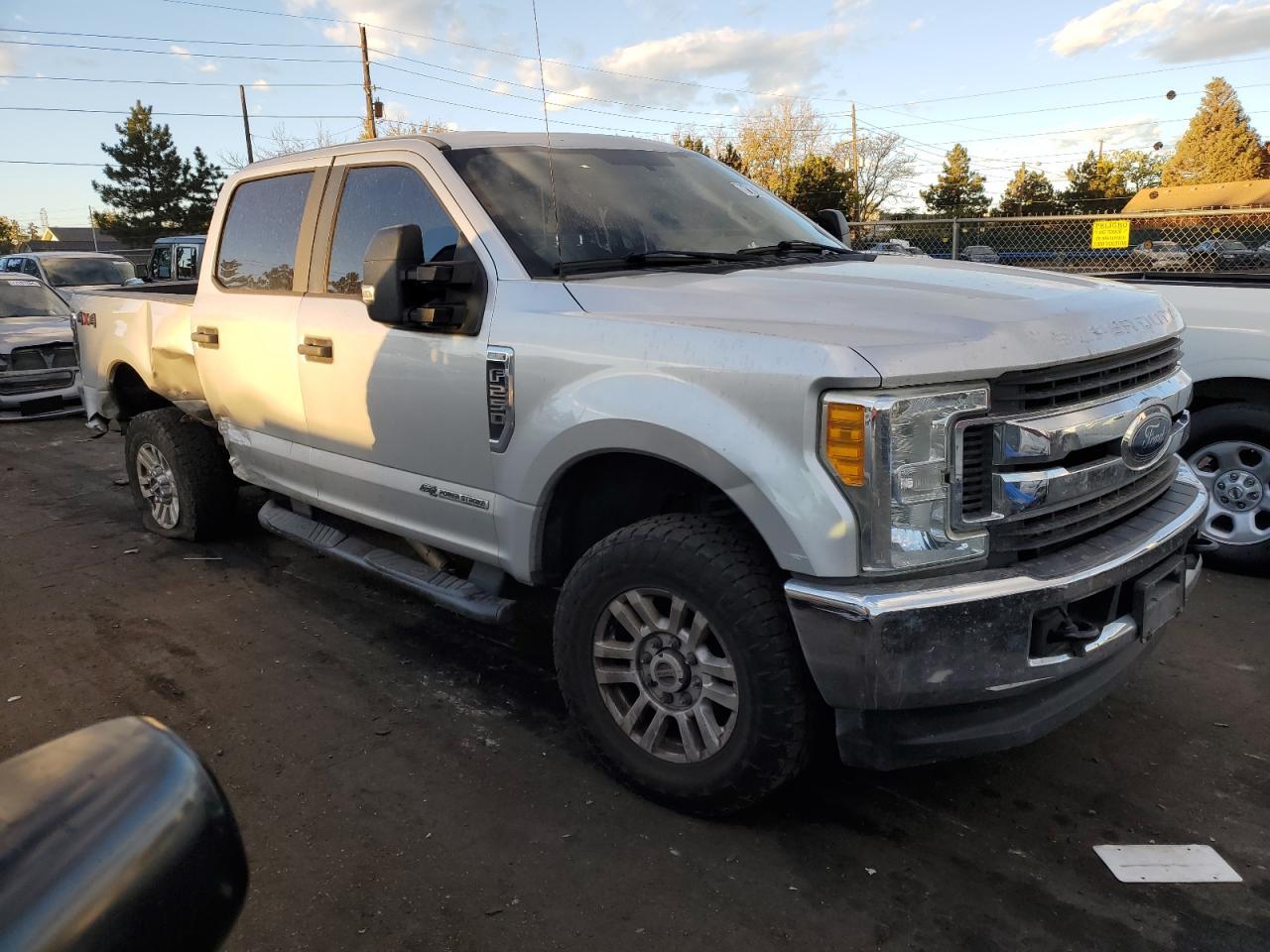 2017 Ford F250 - Image 4