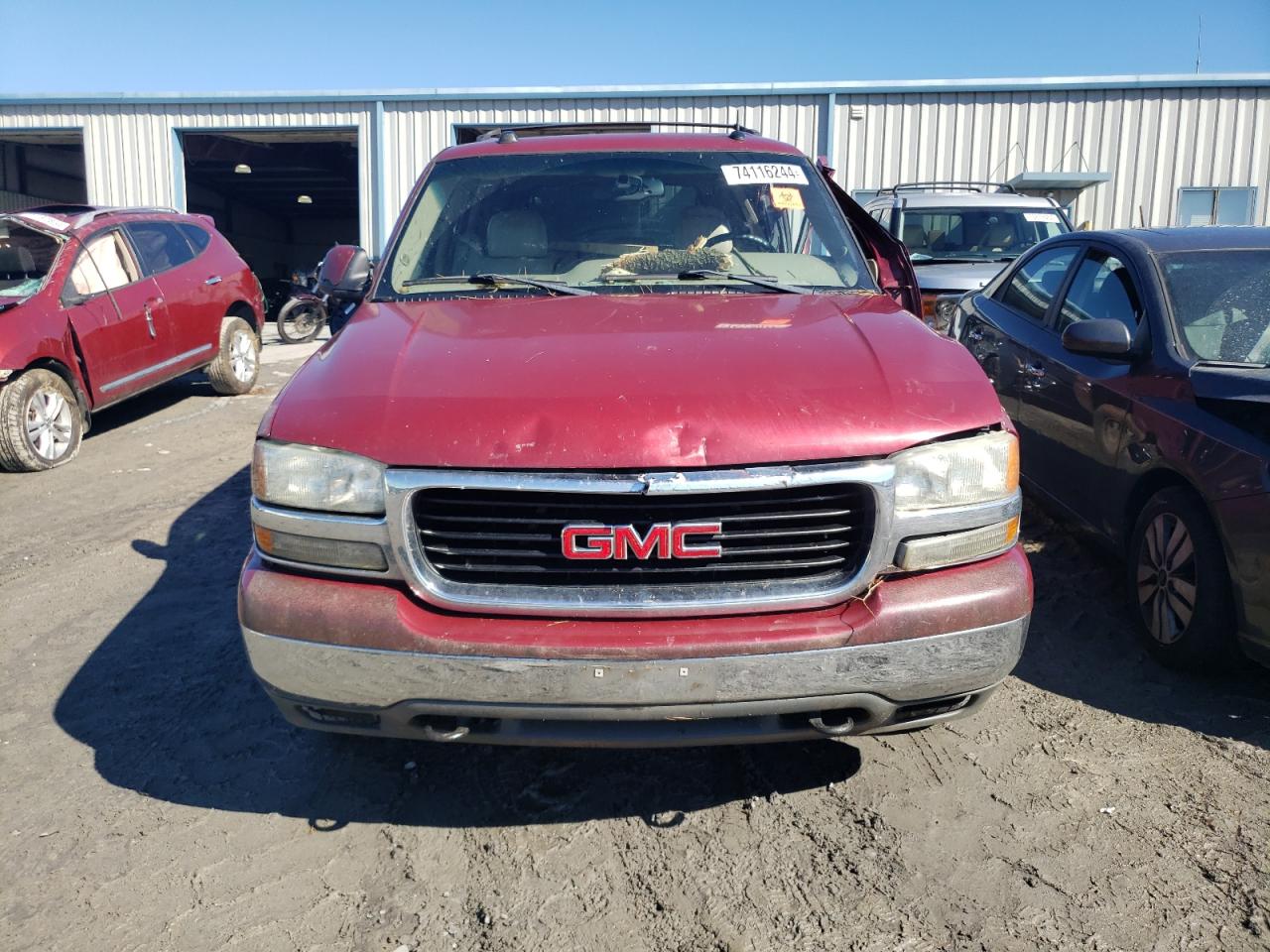 2004 GMC Yukon - Image 5