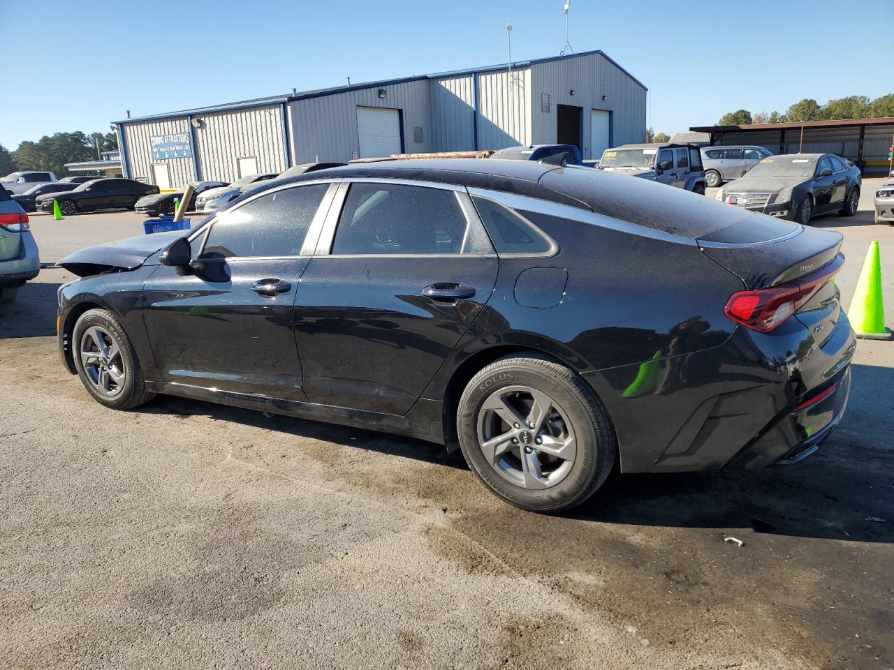 2022 Kia K5 - Image 2