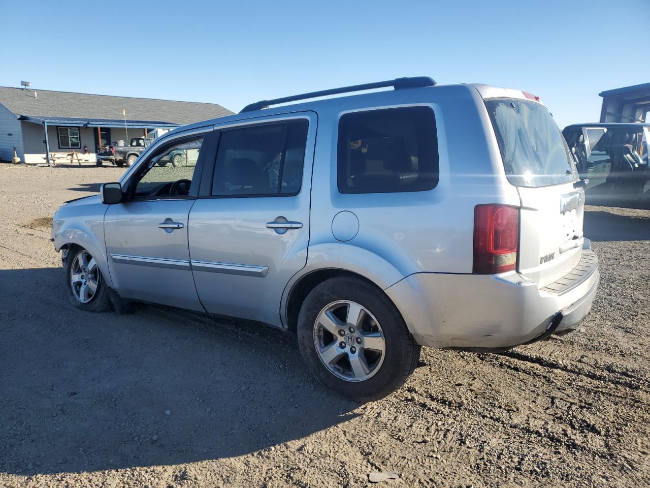 2011 Honda Pilot - Image 2