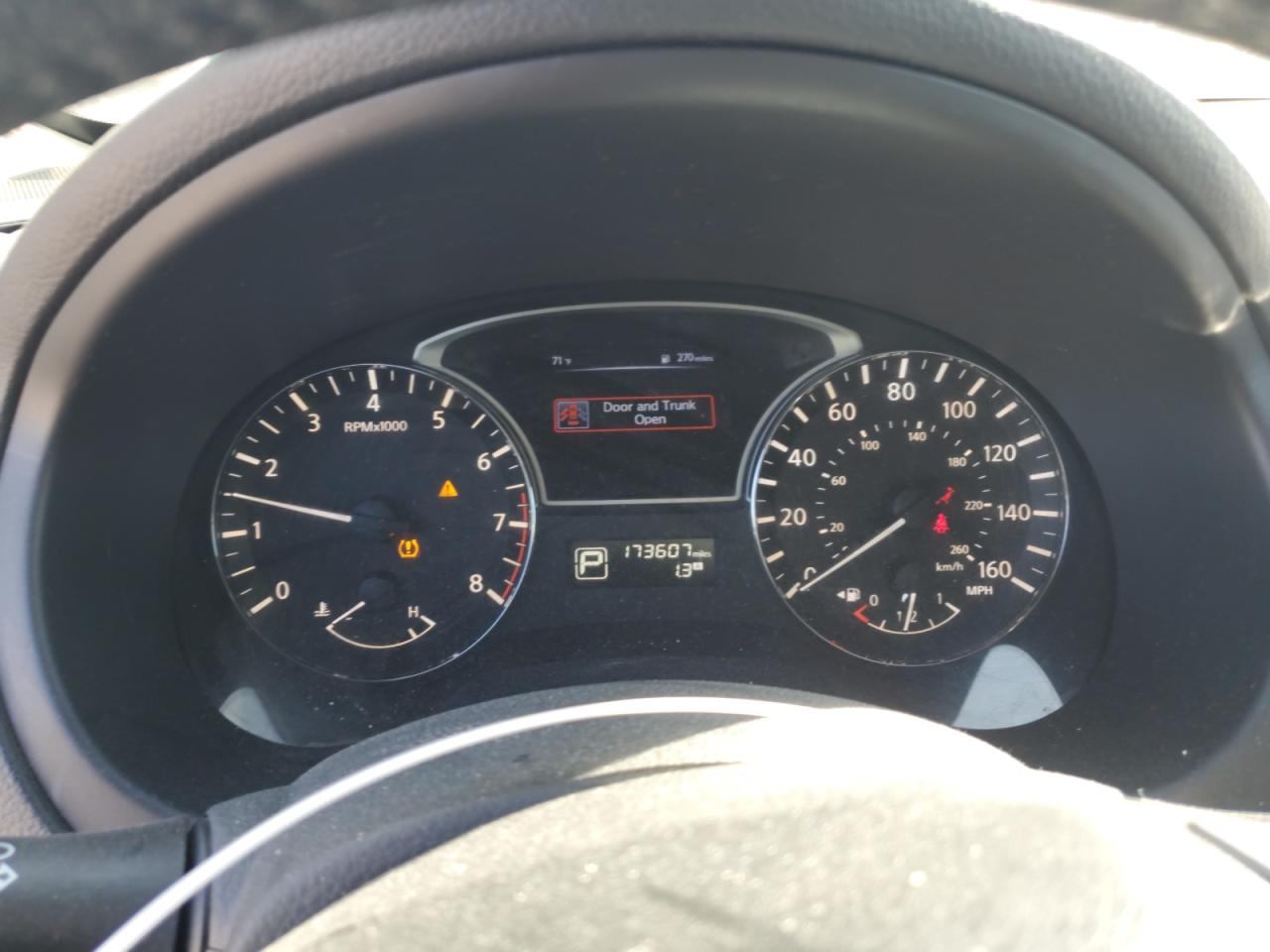 2015 Nissan Altima - Image 9