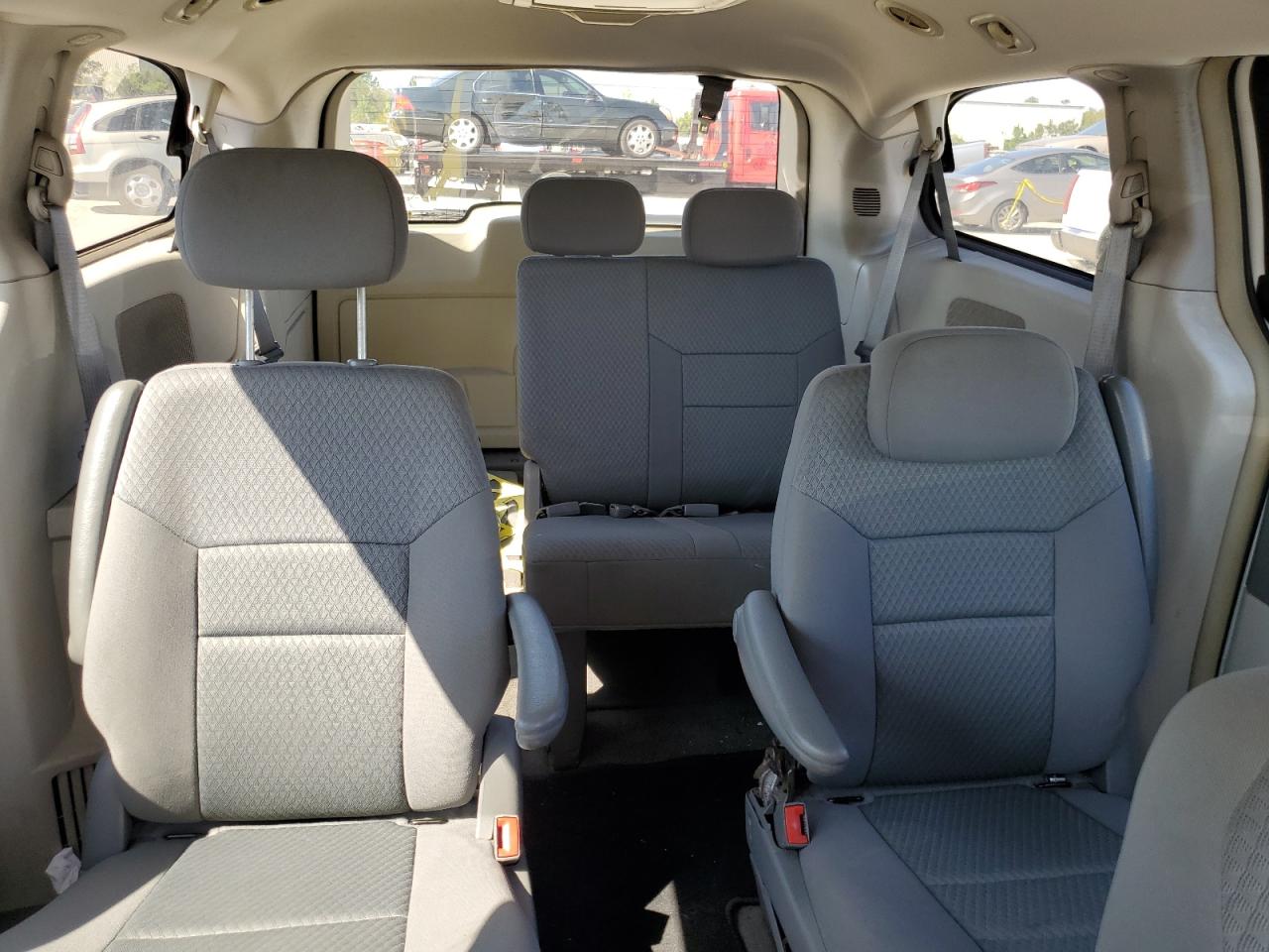 2010 Dodge Grand Caravan Sxt VIN: 2D4RN5D10AR484593 Lot: 76064074