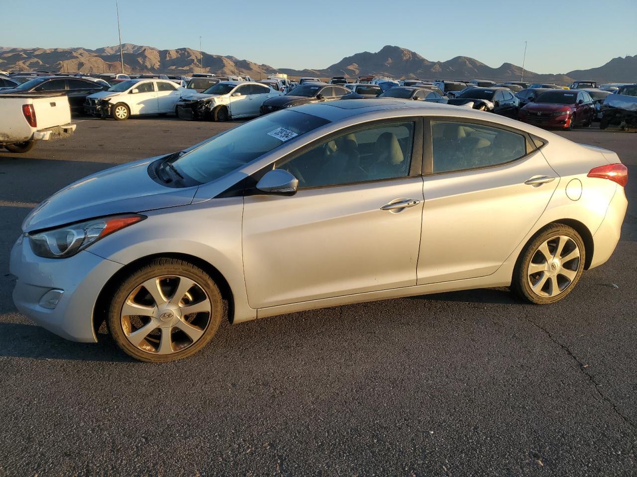 2012 Hyundai Elantra Gls zu verkaufen in North Las Vegas, NV - Minor Dent/Scratches