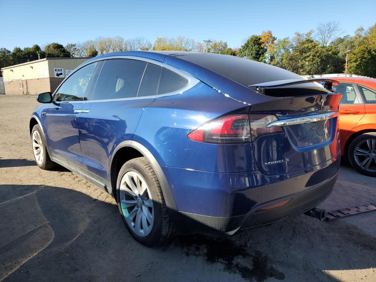 5YJXCBE21JF123577 2018 TESLA MODEL X - Image 2