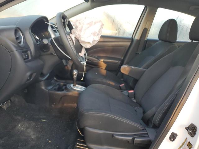  NISSAN VERSA 2018 Білий