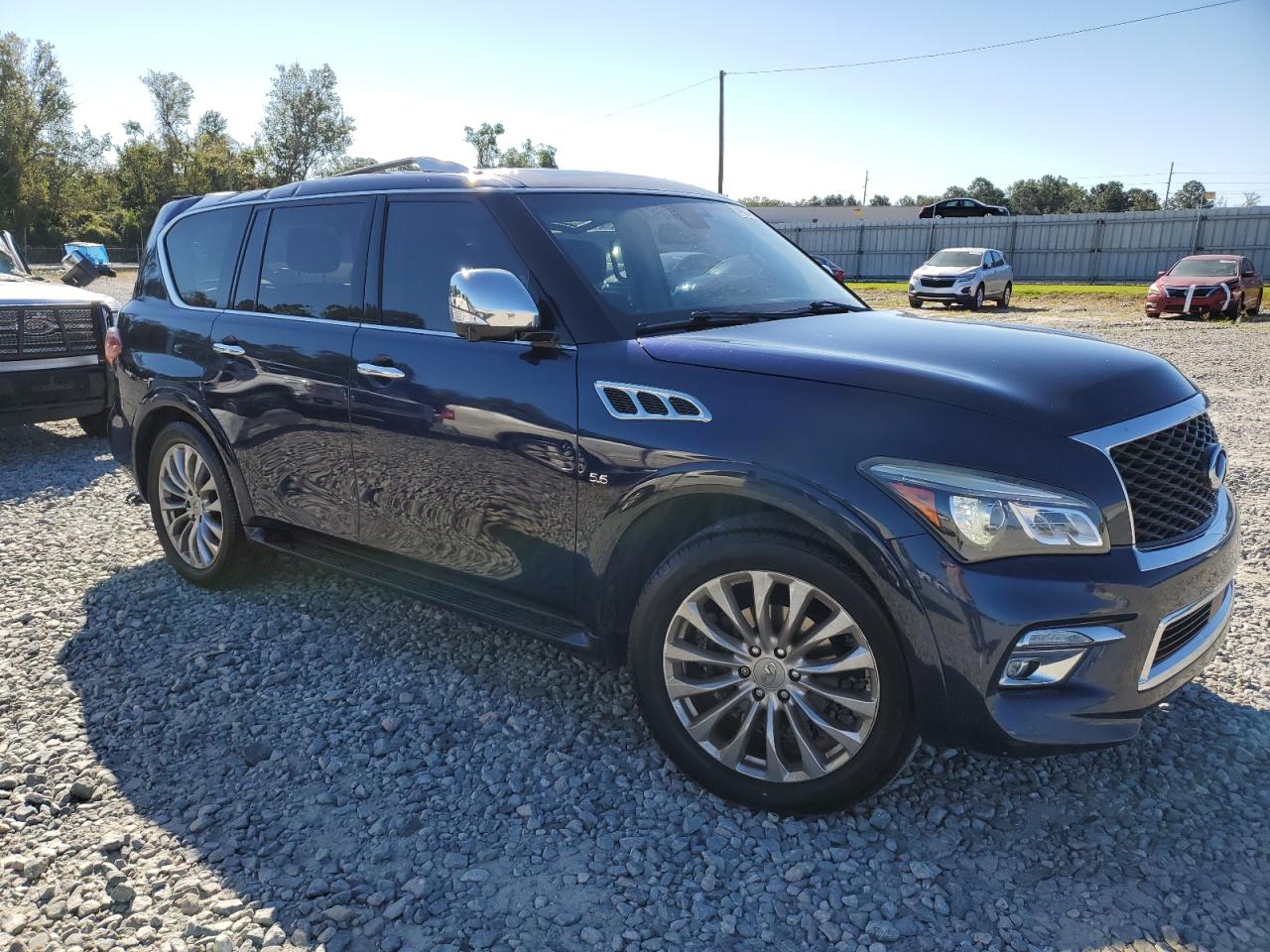 2017 Infiniti QX80 - Image 4