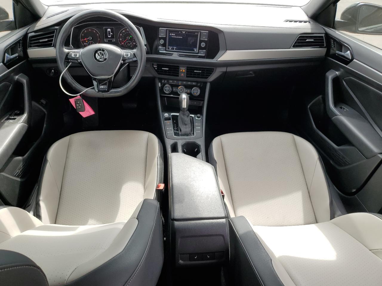 2021 Volkswagen Jetta - Image 8