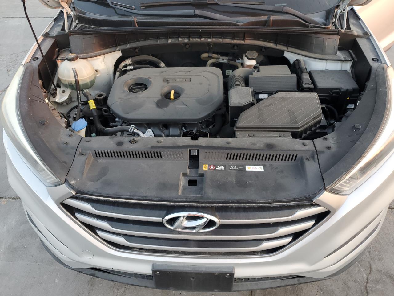 KM8J33A40JU669499 2018 Hyundai Tucson Sel