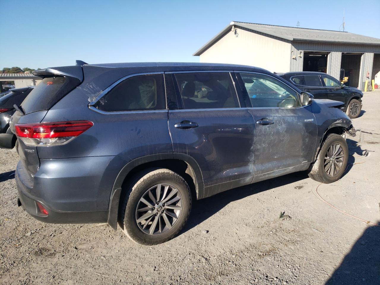 5TDJGRFH9KS070422 TOYOTA HIGHLANDER 2019
