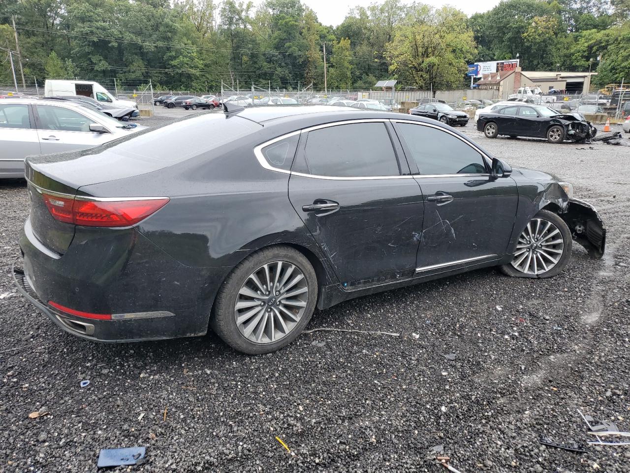 2018 Kia Cadenza - Image 3