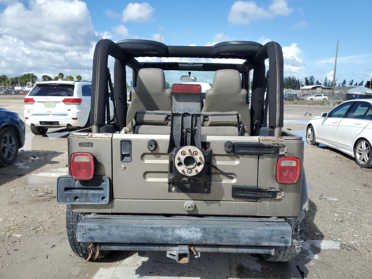 2006 Jeep Wrangler - Image 6