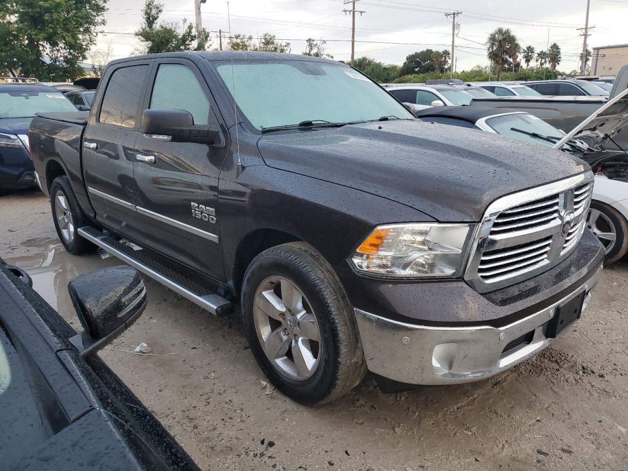 2016 RAM 1500 - Image 4