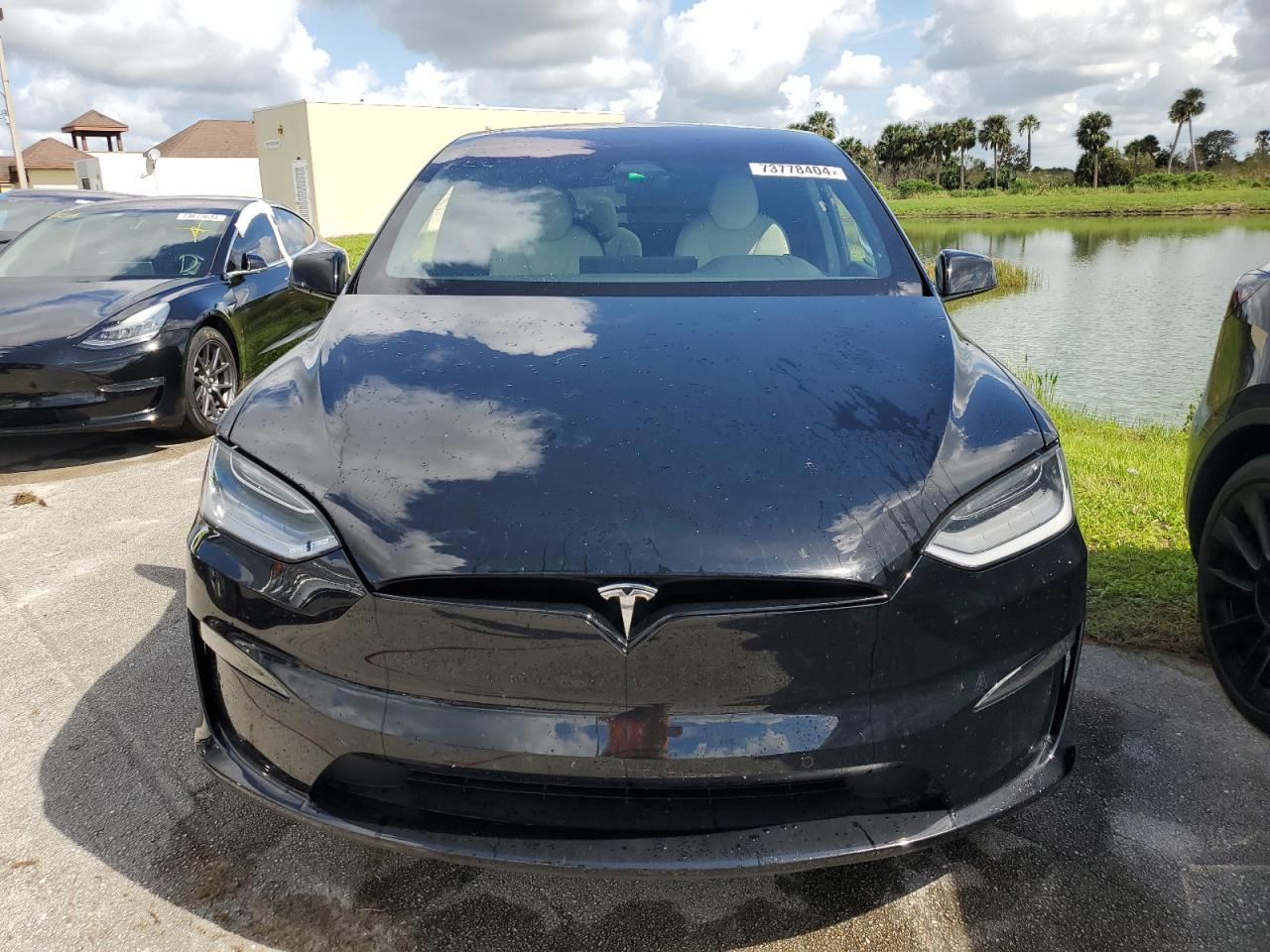 VIN 7SAXCBE57NF358648 2022 TESLA MODEL X no.5