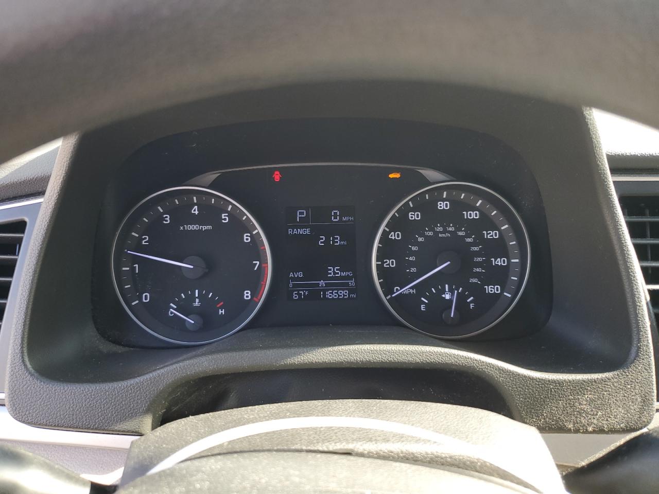2017 Hyundai Elantra - Image 9