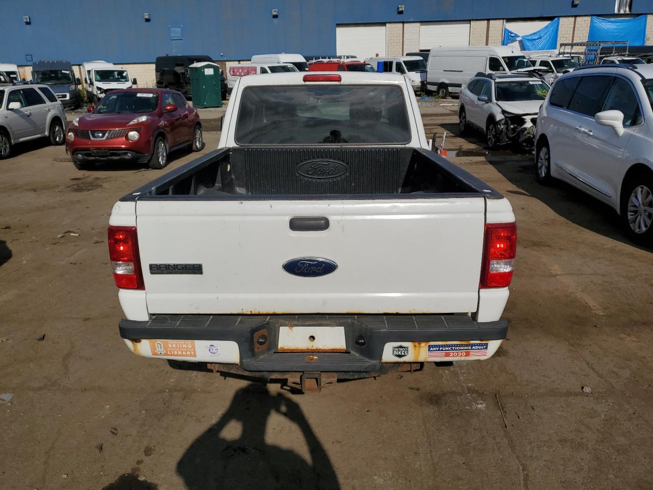 2011 Ford Ranger Super Cab VIN: 1FTLR4FE9BPA52301 Lot: 74023454