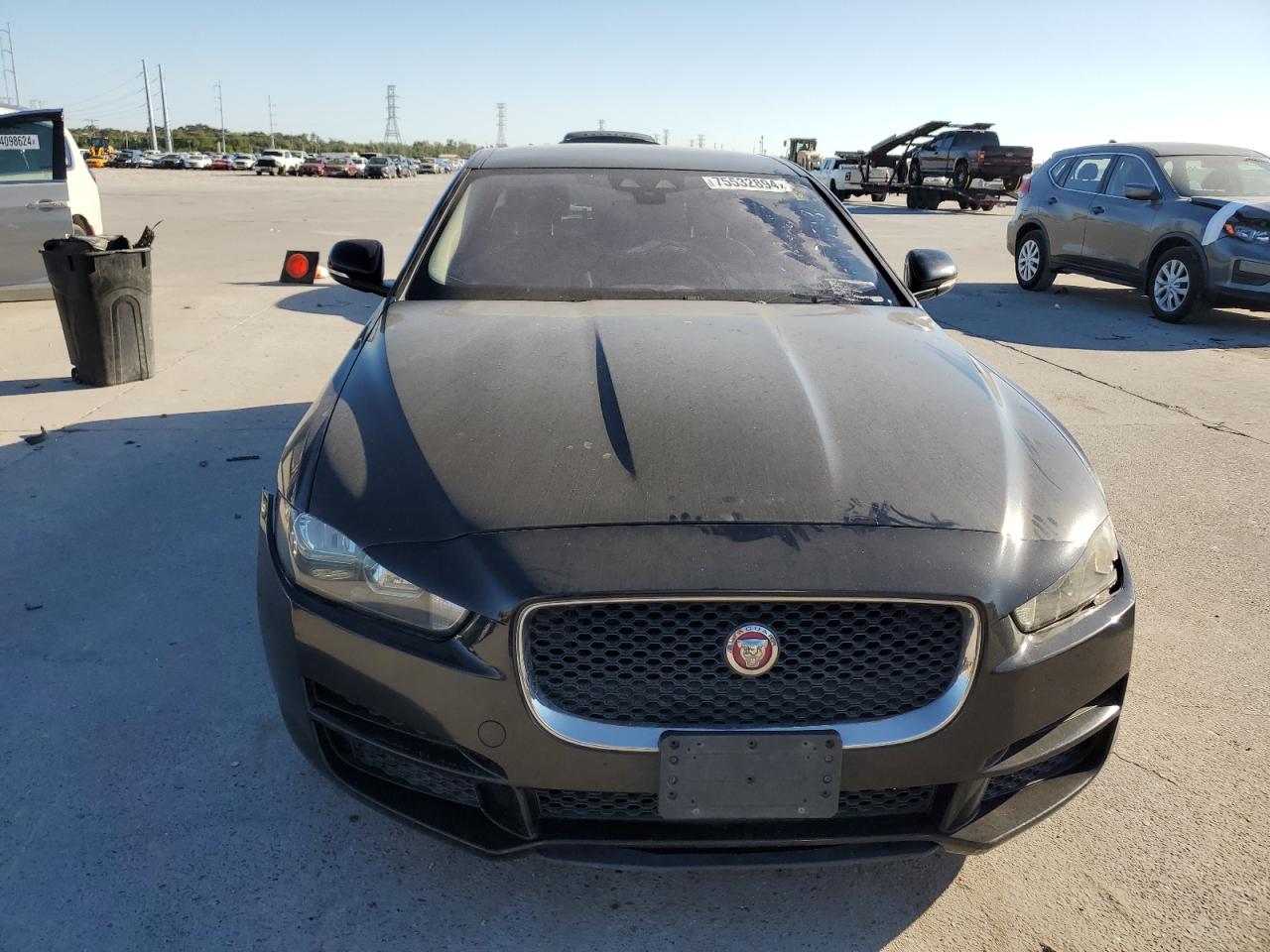 2017 Jaguar XE - Image 5