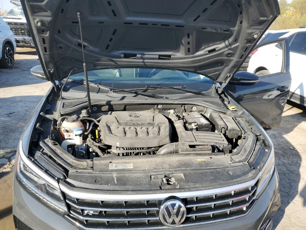 1VWAA7A3XJC024466 2018 Volkswagen Passat S