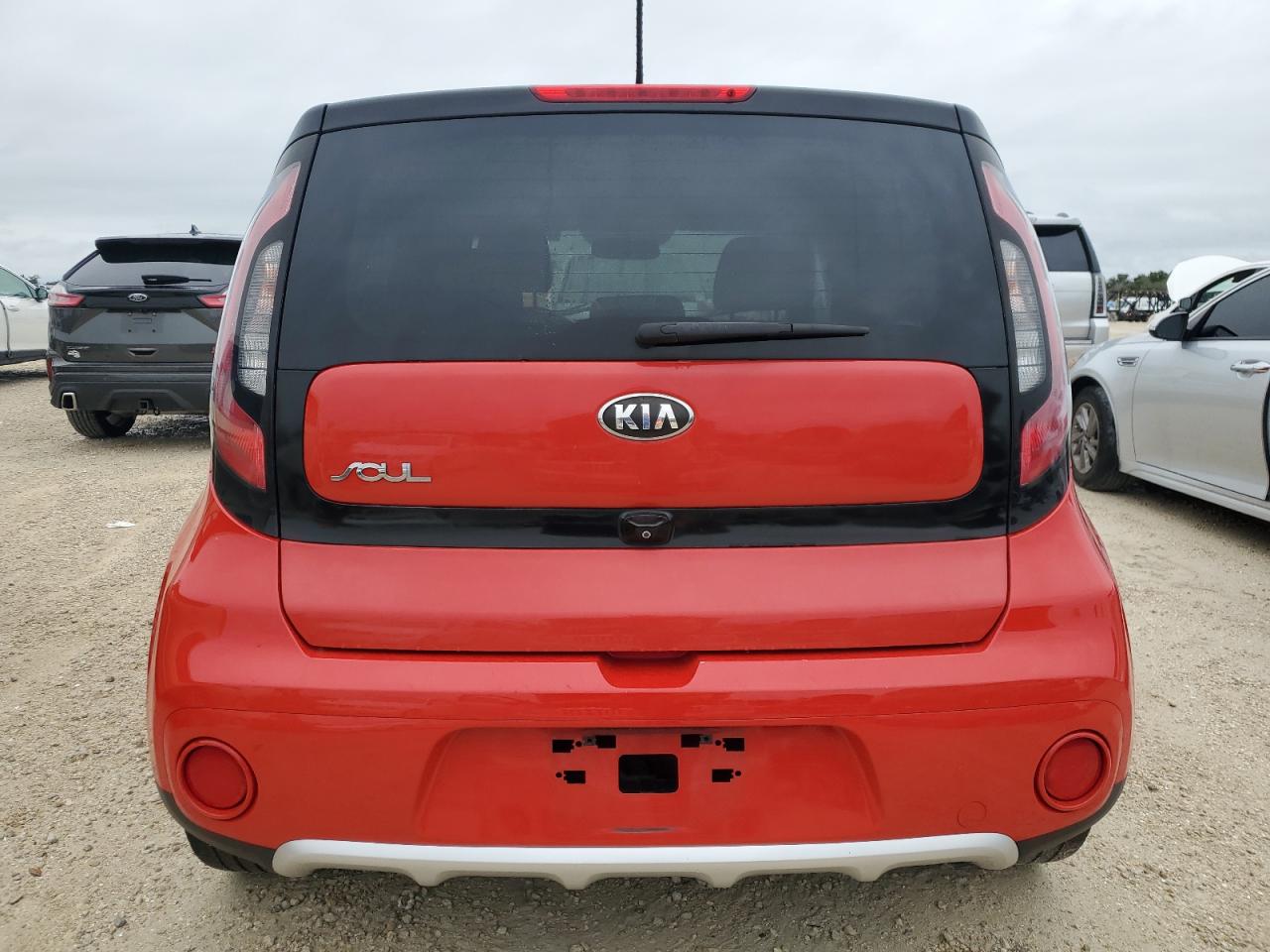 2018 Kia Soul + VIN: KNDJP3A57J7554768 Lot: 74623744