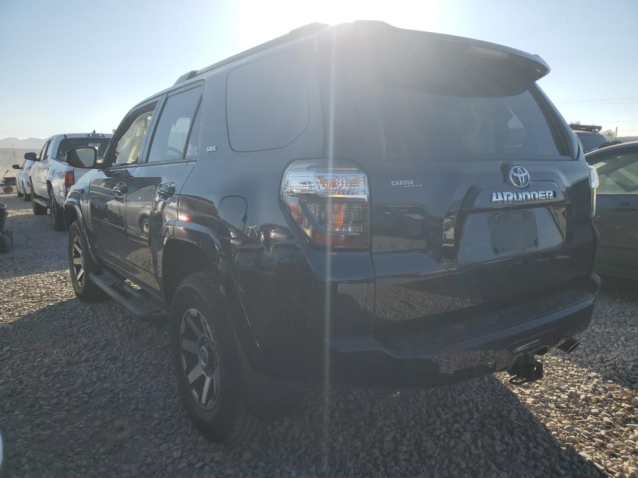 2015 Toyota 4Runner Sr5 VIN: JTEBU5JR3F5219386 Lot: 76382564