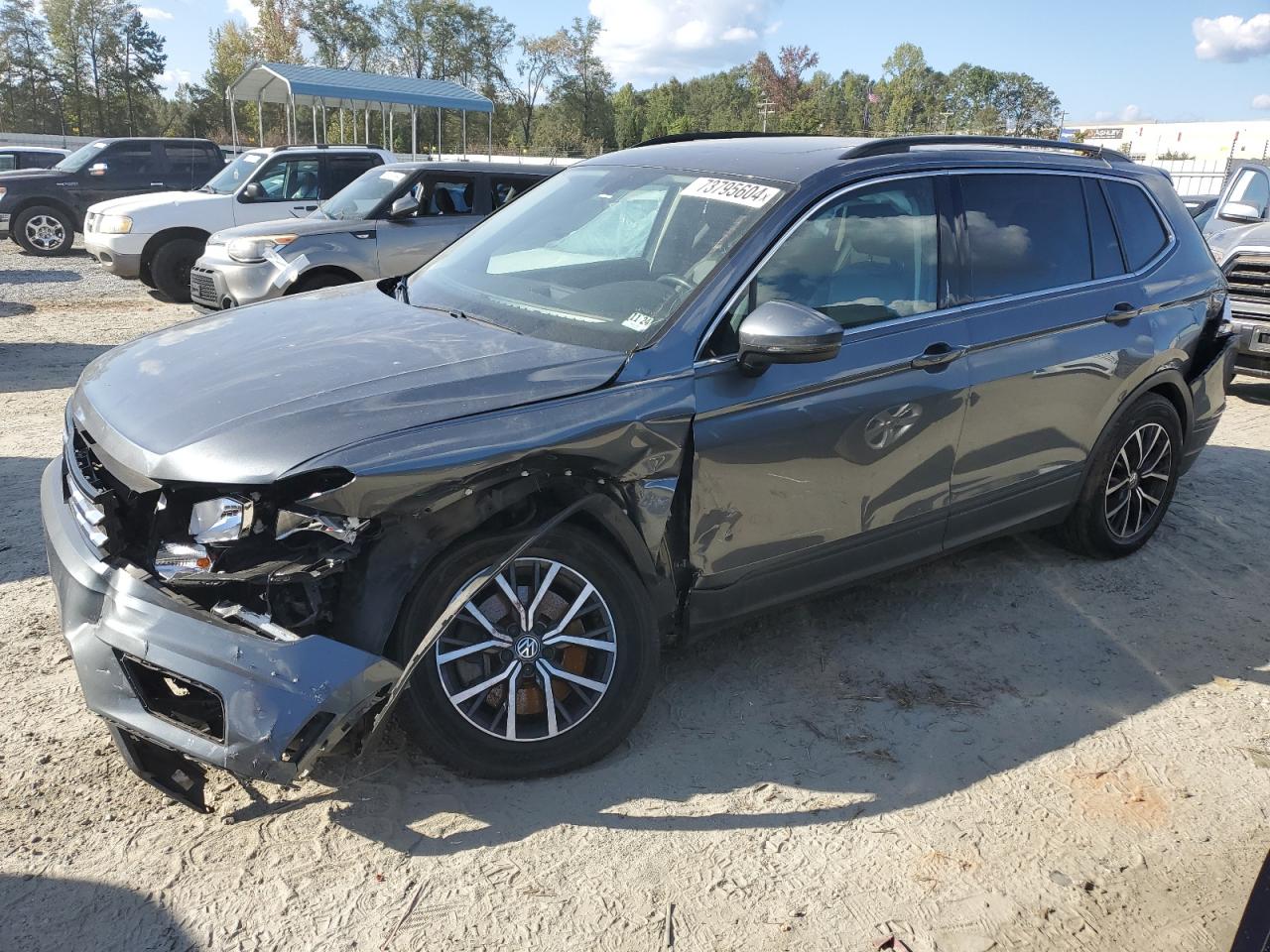 2019 Volkswagen Tiguan - Image 1