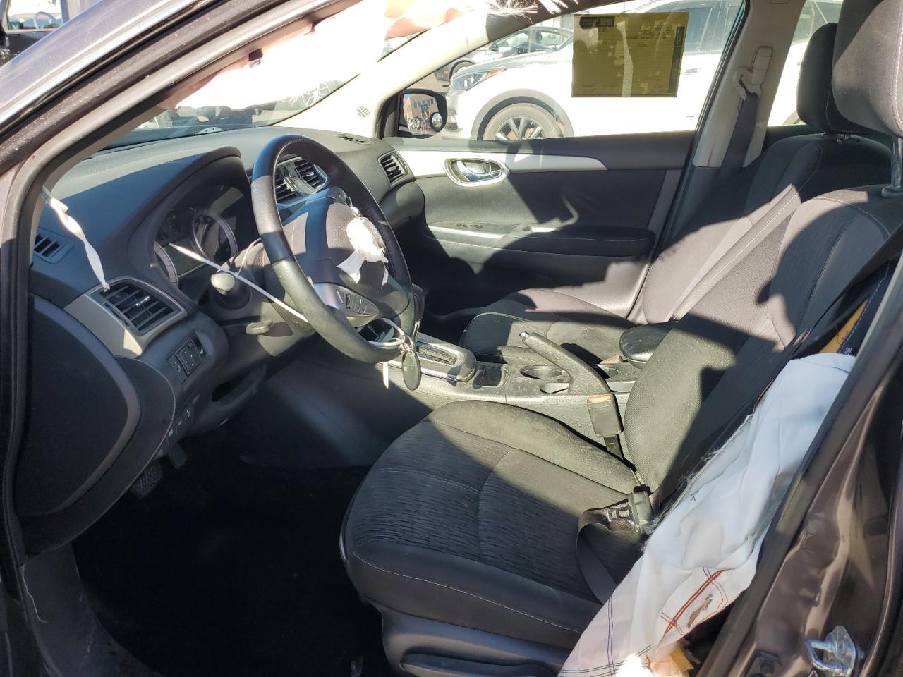 2015 Nissan Sentra - Image 7