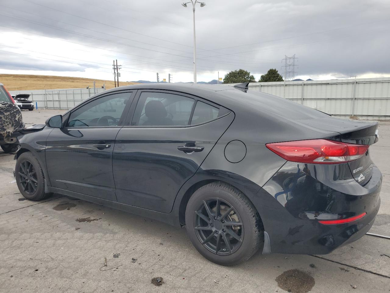 2018 Hyundai Elantra - Image 2