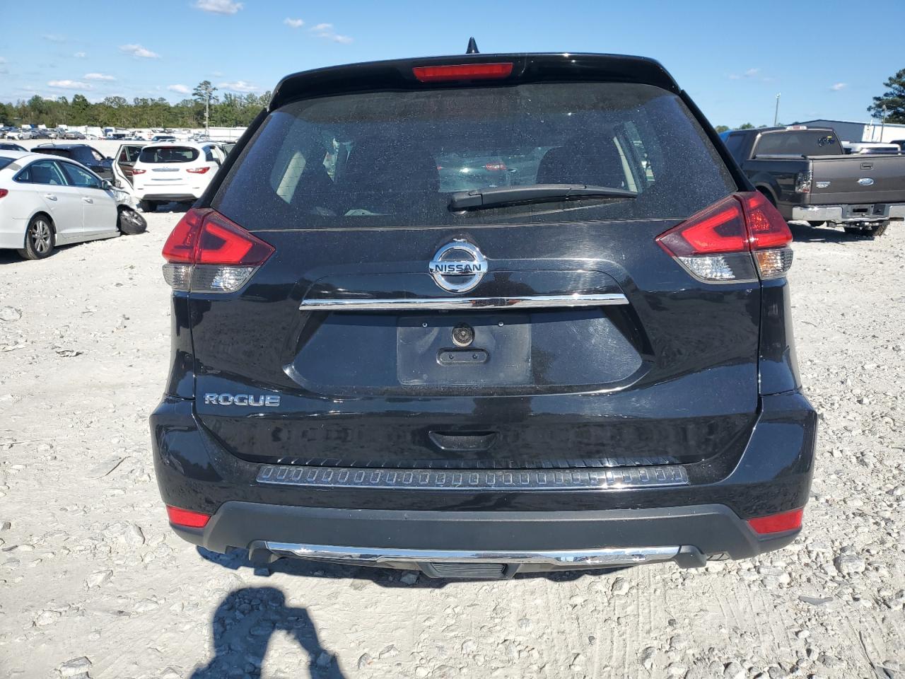2018 Nissan Rogue - Image 6
