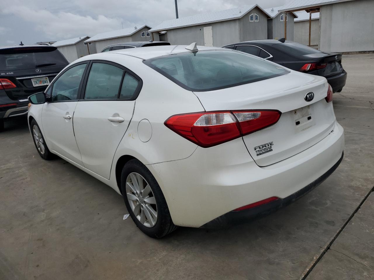 KNAFX4A6XF5398522 2015 KIA FORTE - Image 2