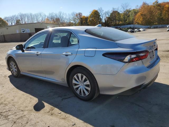 4T1C31AK2NU599036 Toyota Camry LE 2