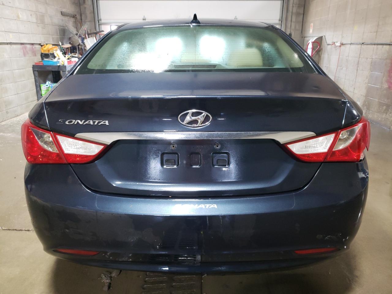 5NPEB4ACXBH292780 2011 Hyundai Sonata Gls